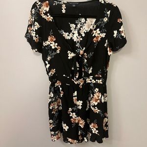 American eagle short romper